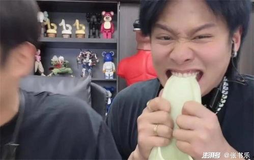 吃瓜小杨哥父亲,揭秘背后故事与人生轨迹